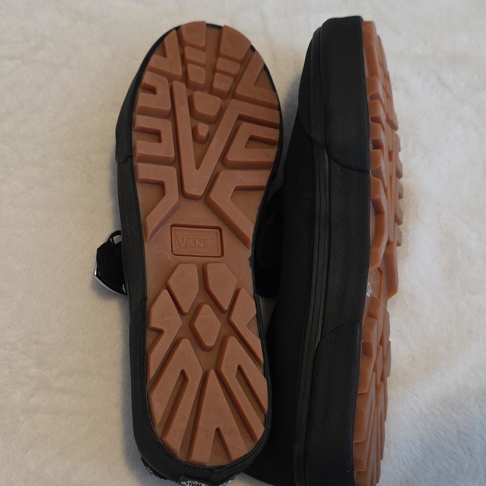 Van's Mary Jane Style 93 Shoe Heart Buckle - Picture 5 of 5
